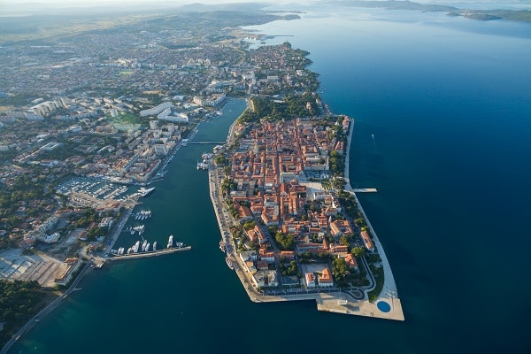 Organismo marino e Saluto a Sole - Zadar, Croazia