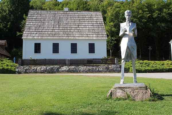 Il Centro Memoriale di Nikola Tesla, Croazia